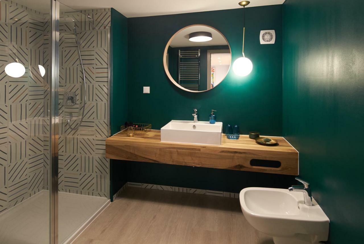 7Domb Apartman Komló Eksteriør bilde