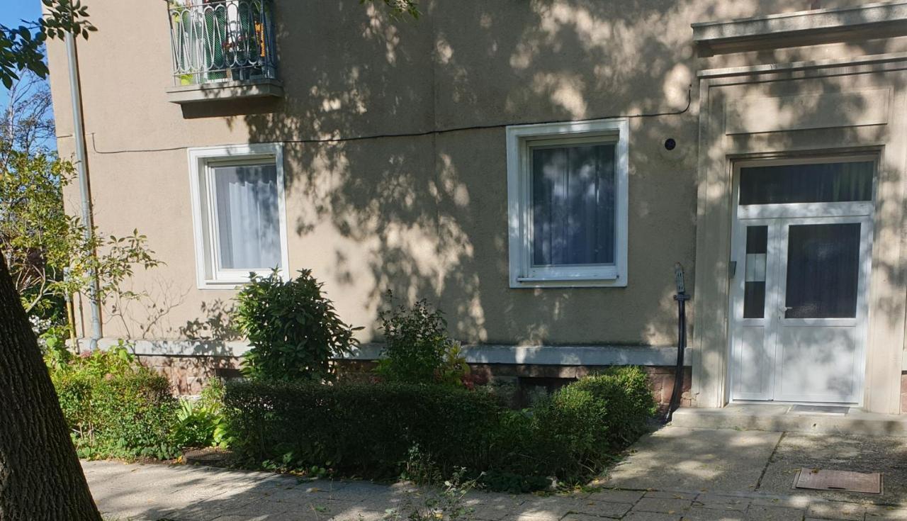 7Domb Apartman Komló Eksteriør bilde